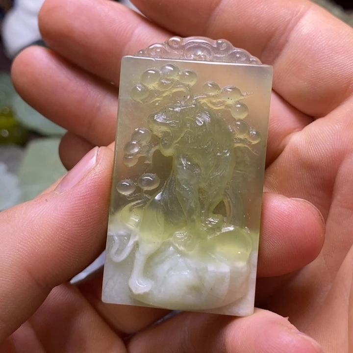 岫玉未镶嵌岫玉挂件