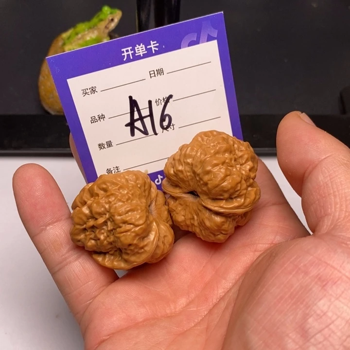 核桃手串/手链赵**。A16蛤蟆头蛤蟆头