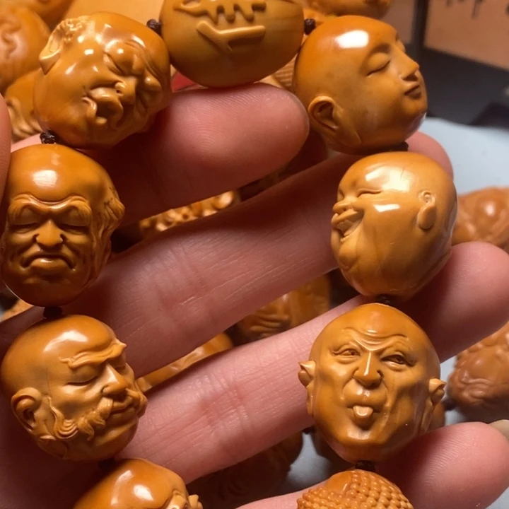 橄榄核手串橄榄核的颜色是