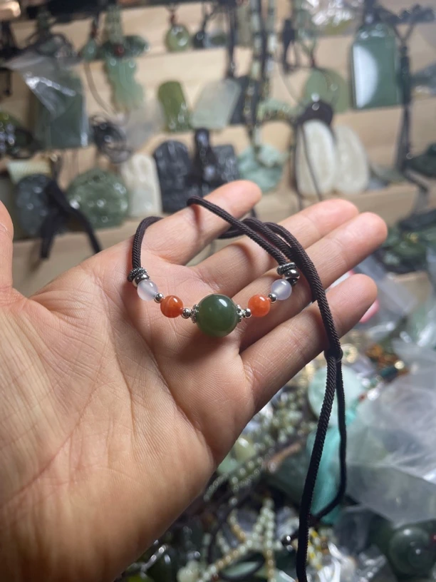 天然玉石帝绿路路通