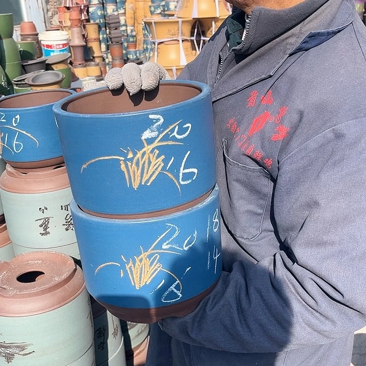 紫砂紫砂花盆和一