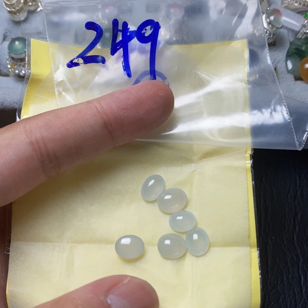 定制翡翠未镶嵌天然缅甸翡翠A货