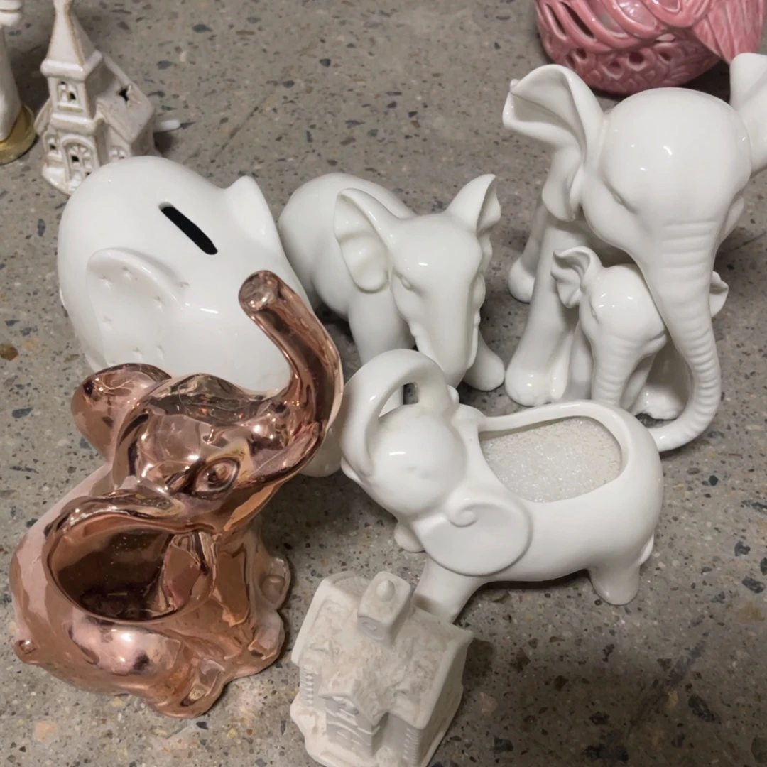摆件等各种工具的