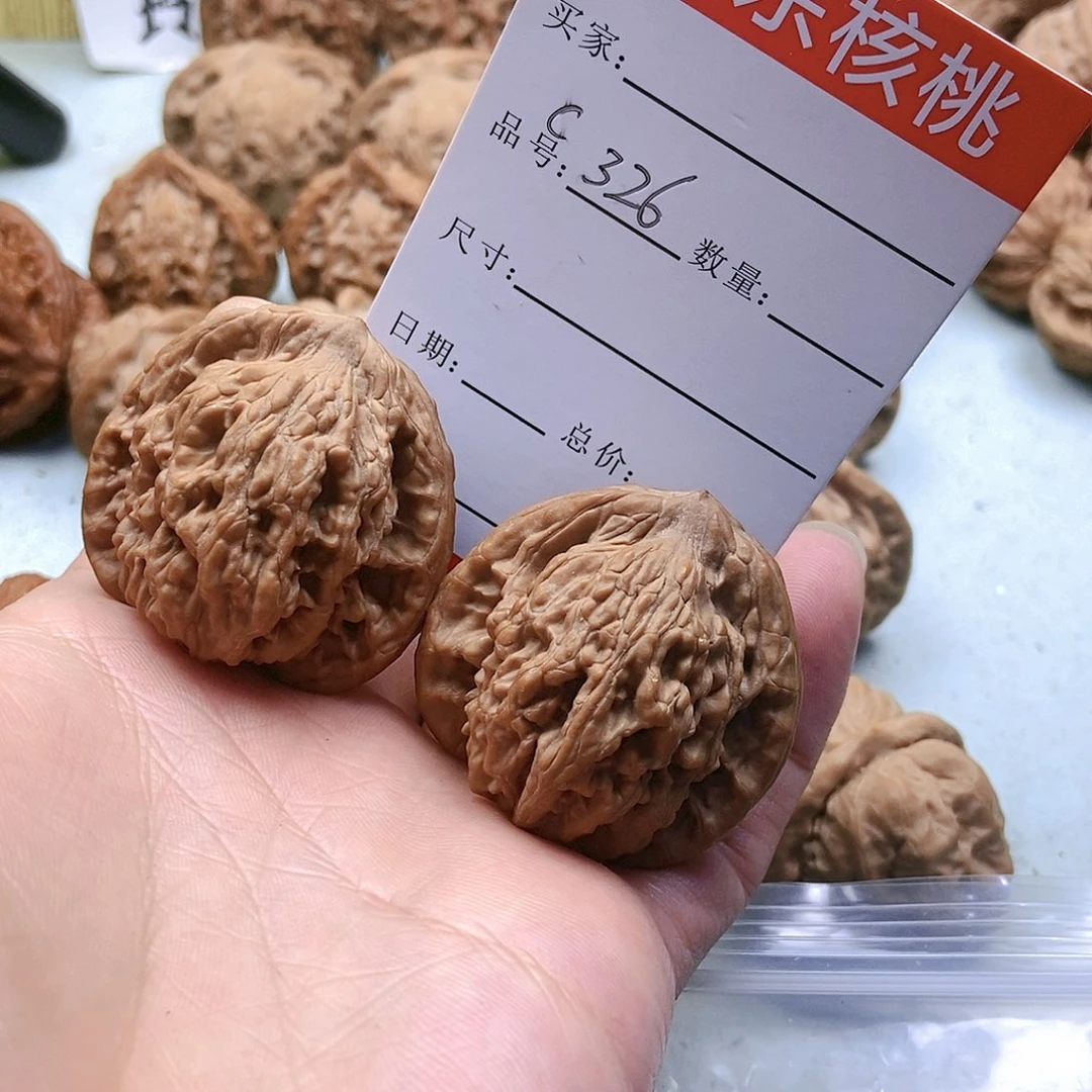 把件桃核326号虎头39尺