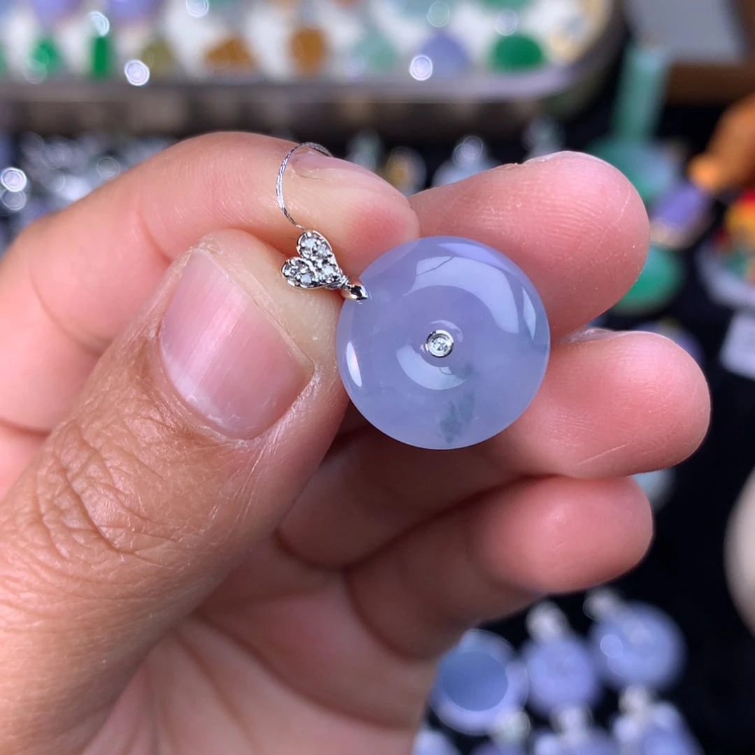 翡翠吊坠(不含链)18K金镶嵌