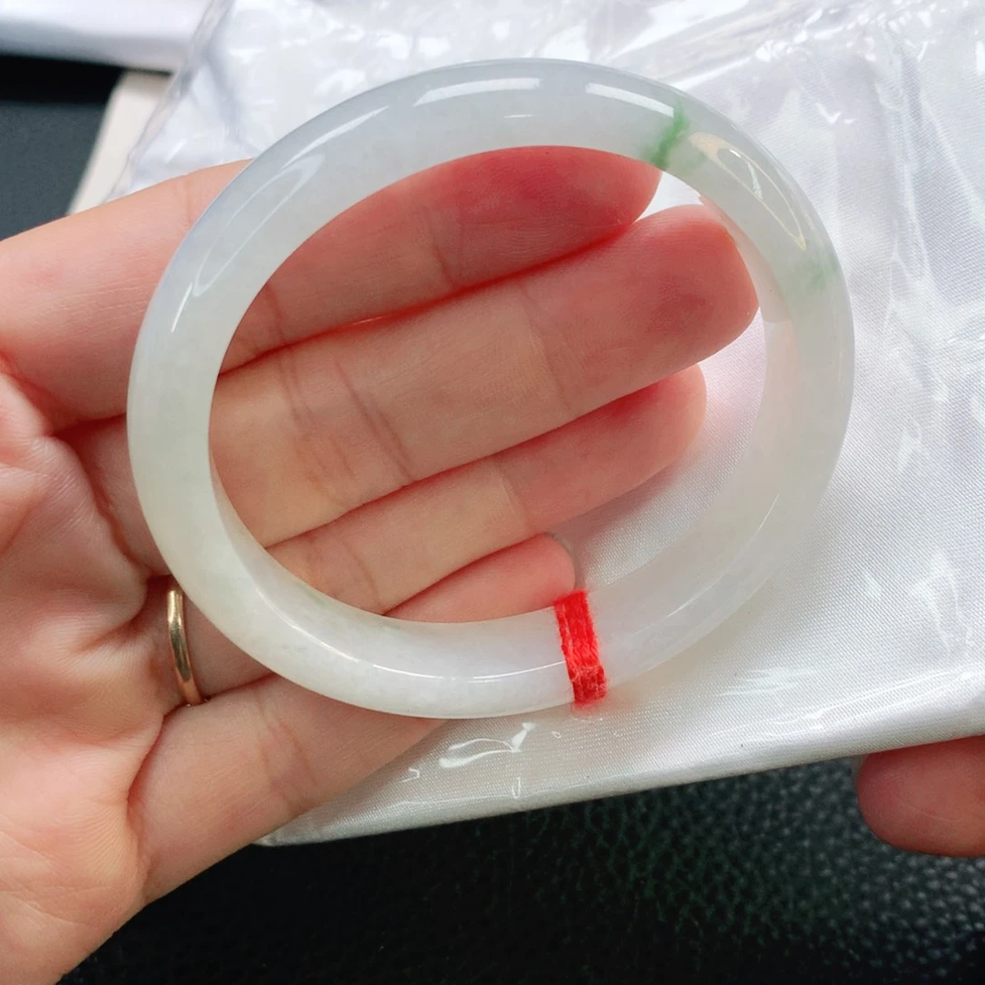 未镶嵌手镯翡翠56贵妃