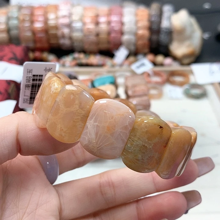 硅化珊瑚（珊瑚玉）手链未镶嵌7***j151