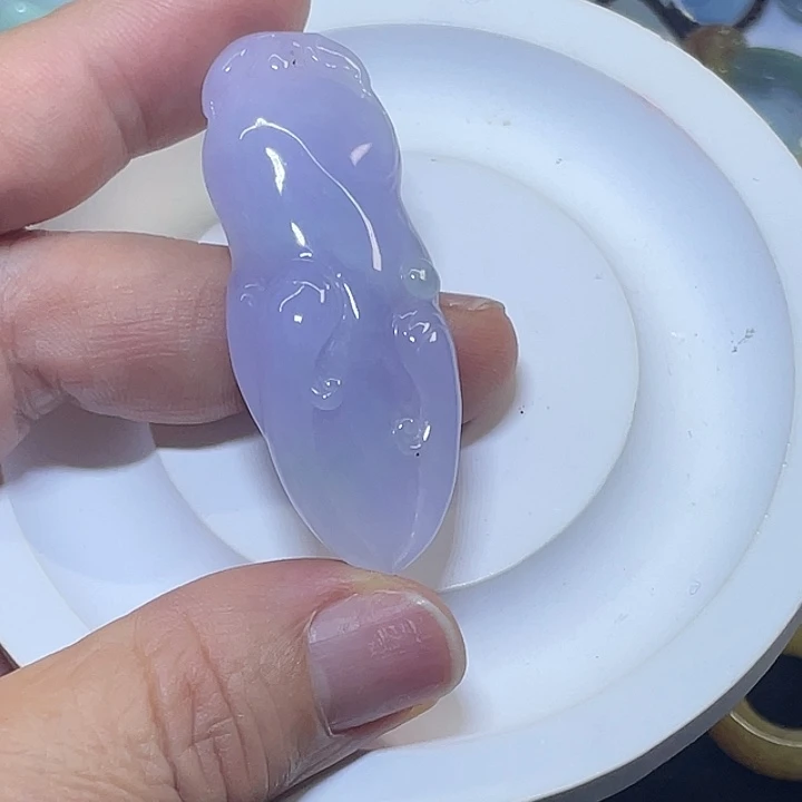 翡翠未镶嵌颈饰紫罗兰人参吊坠