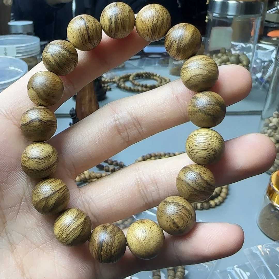 印尼沉香1.3尺寸重12.8克