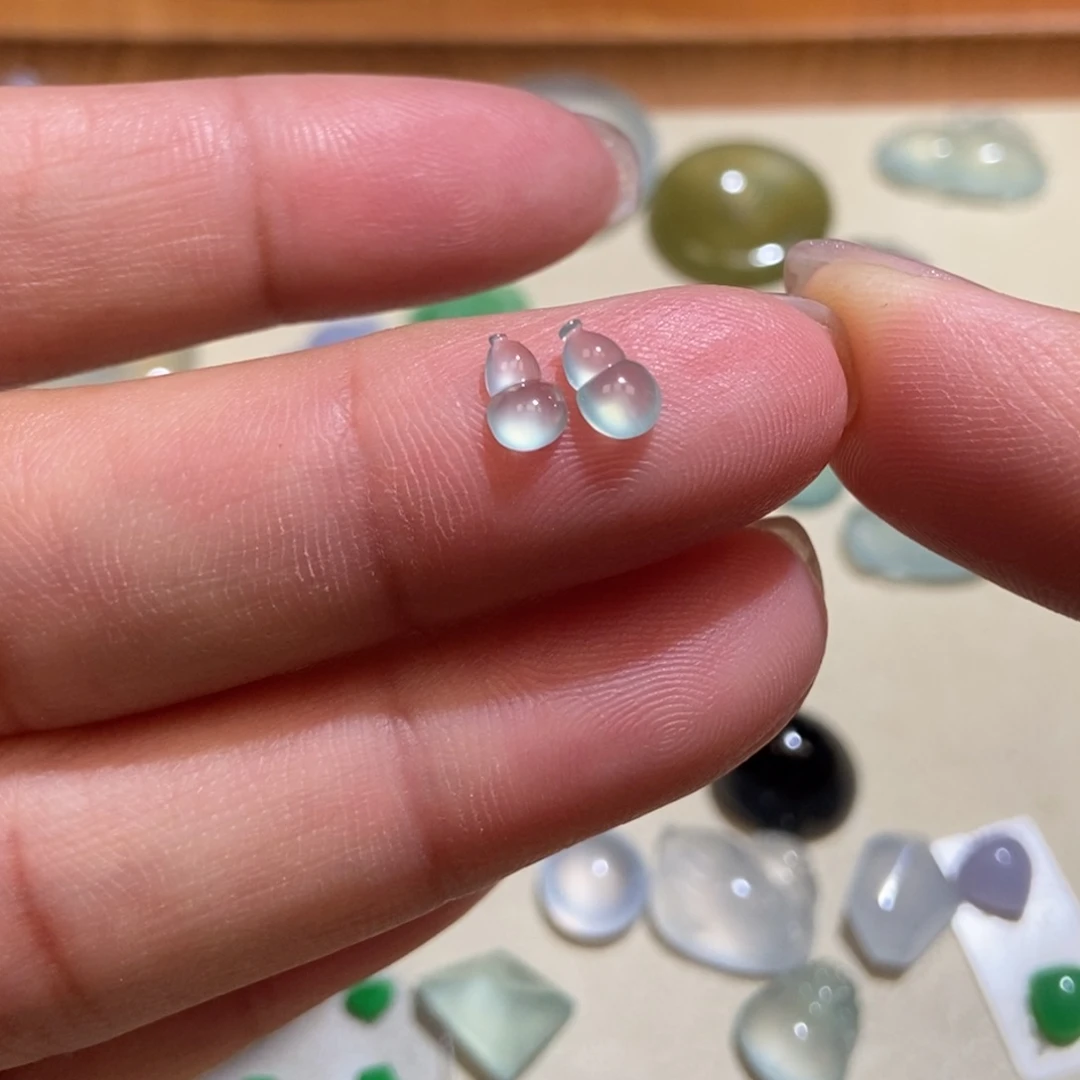 未镶嵌定制翡翠翡翠6.6/4.1/2.2