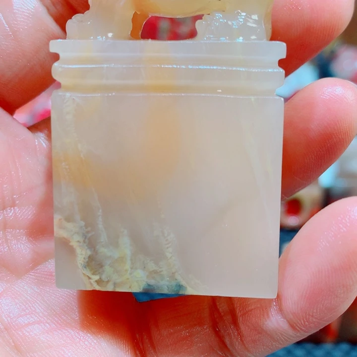 摇***子巴林石巴林粉冻一方