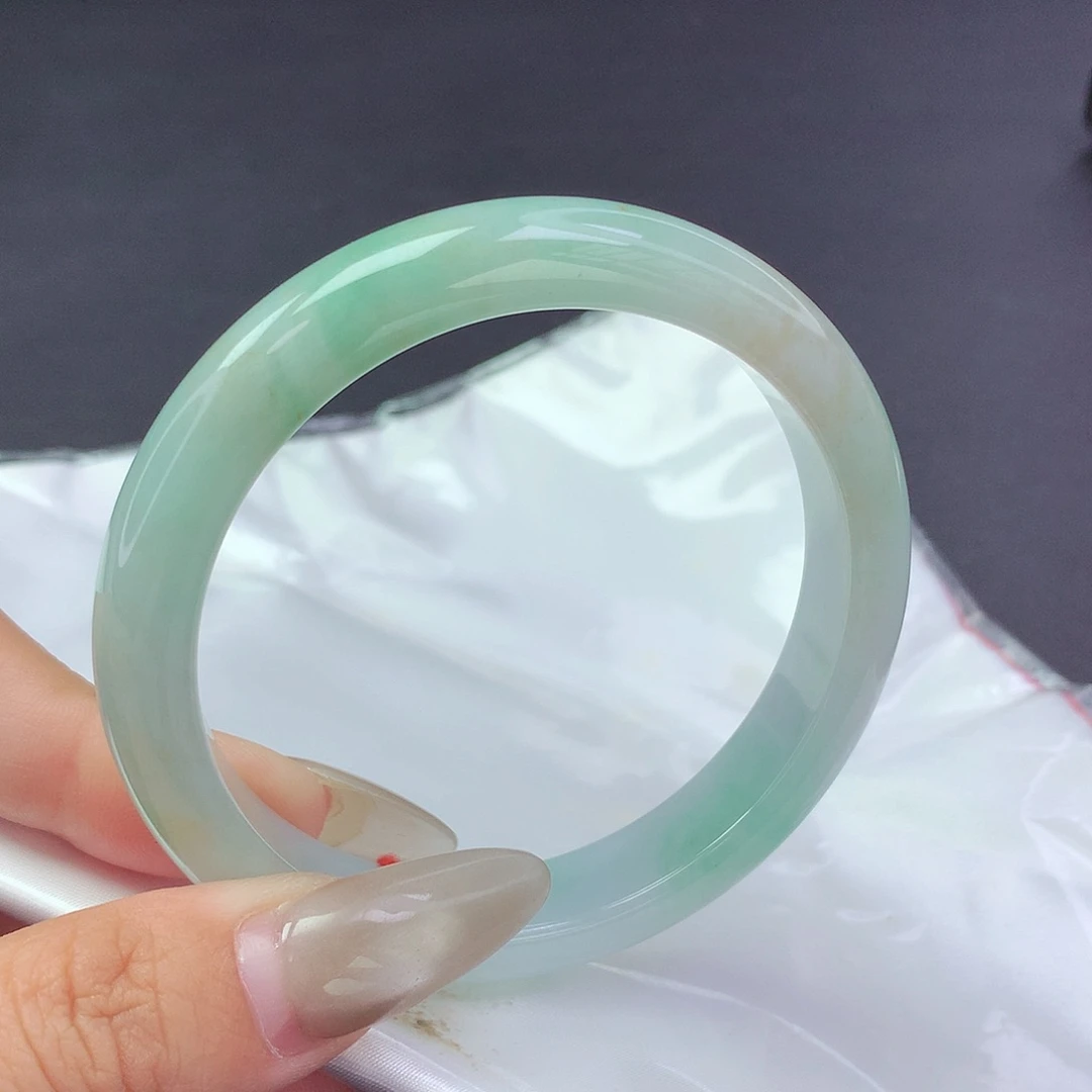 【闪购商品】翡翠手镯未镶嵌a 10675