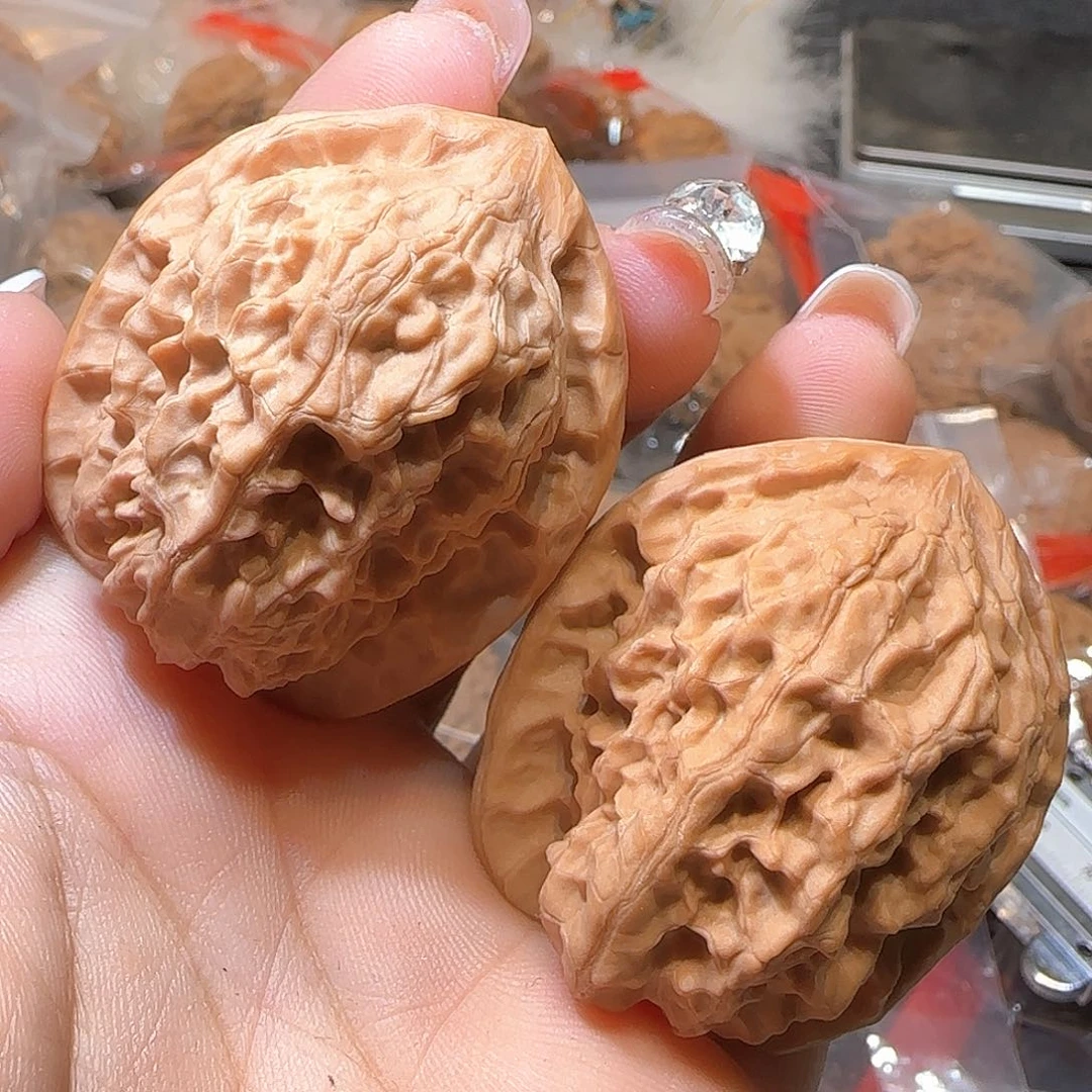 文玩核桃吊坠替**光39上古鸡心