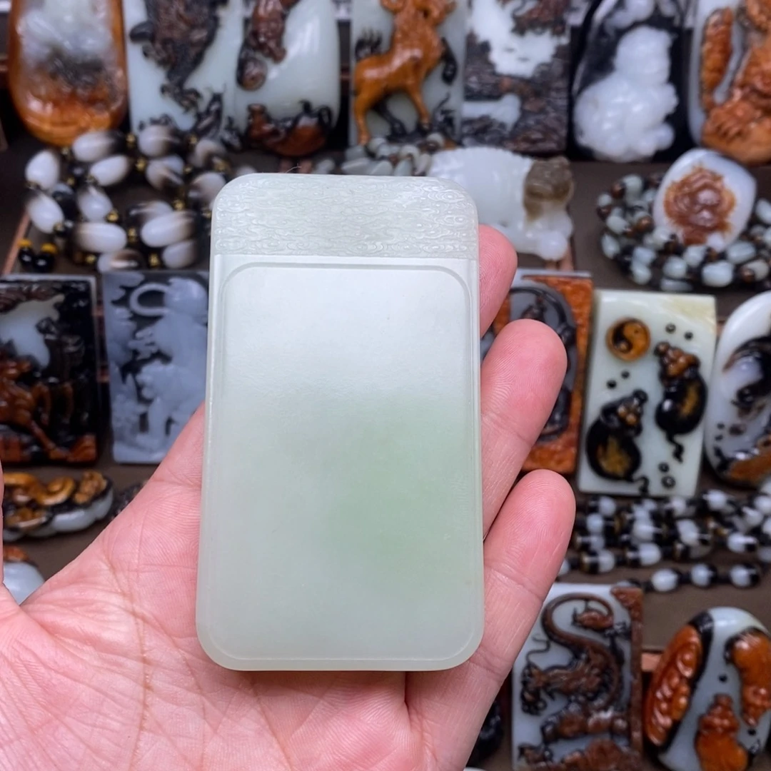 颈饰未镶嵌和田玉