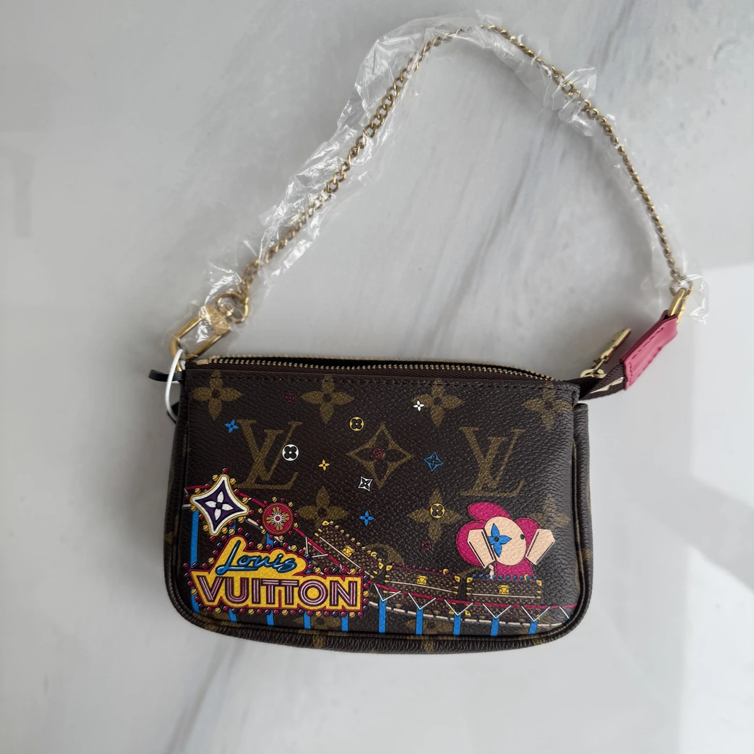99新 LouisVuitton/路易威登 迷你老花涂鸦款麻将包