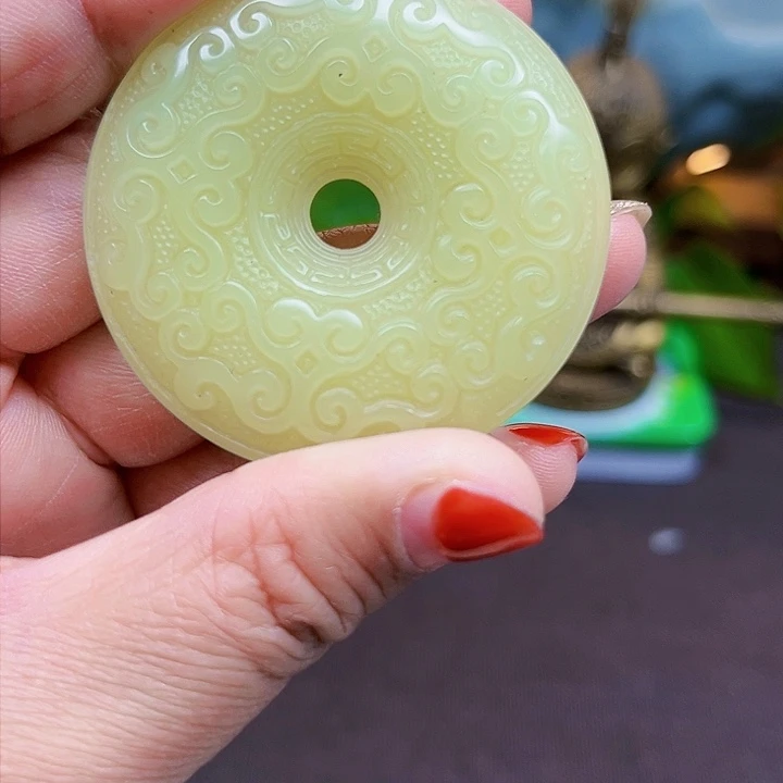 和田玉吊坠未镶嵌