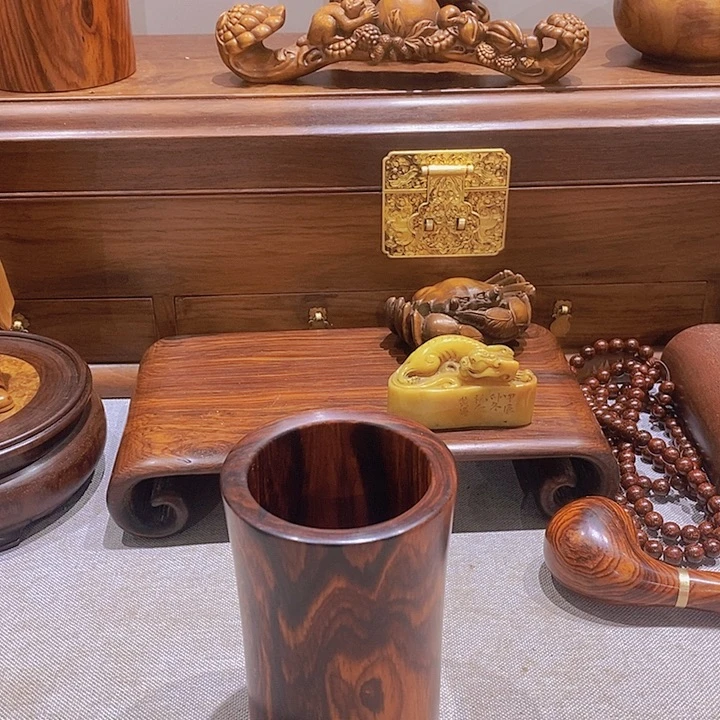 花梨木类悦****观小笔筒