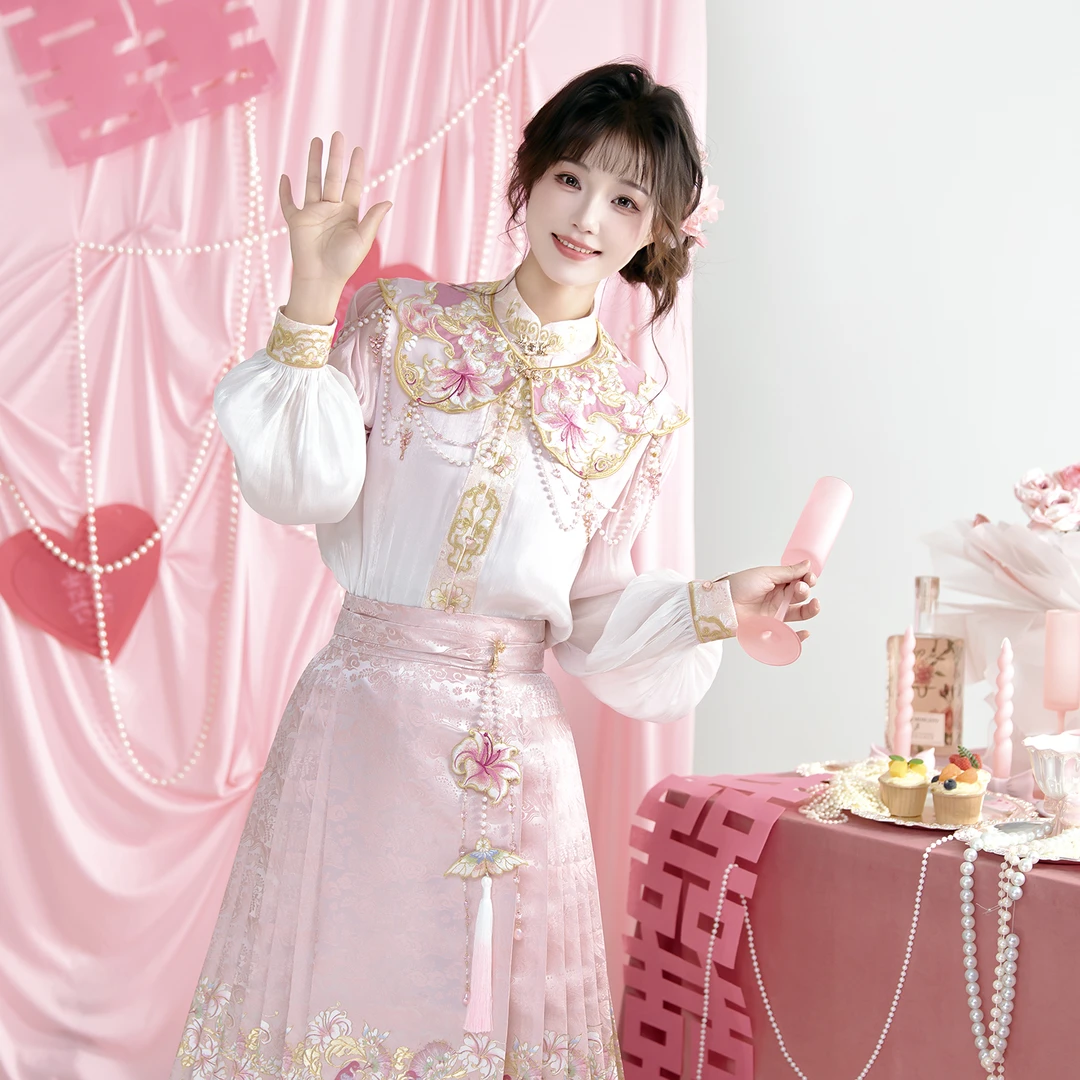 揽风华 【鹊喜流年】原创织金马面裙套装粉色订婚服敬酒服2025新款