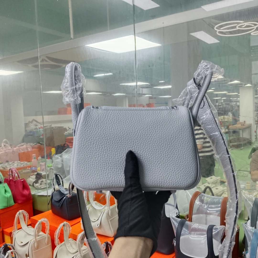 迷你迪迪女包休闲包蜡线全钢五金水油