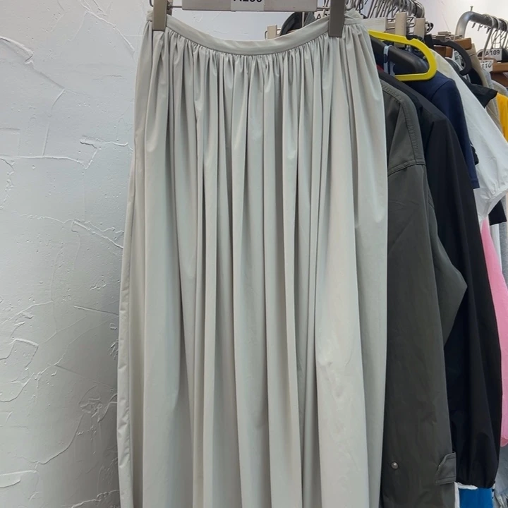 很美的度假风半身裙 M1