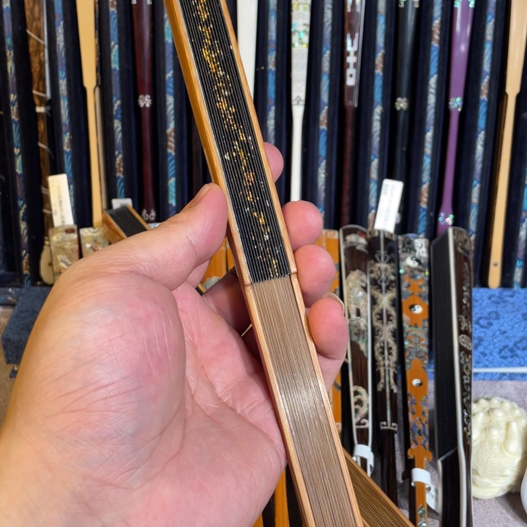 扇子手工制作工艺精湛