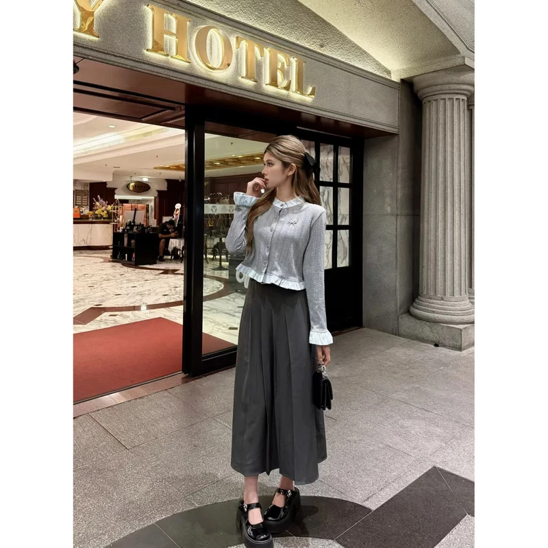 灰色假两件针织开衫女2025设计感拼接荷叶边短上衣长裙套装-148