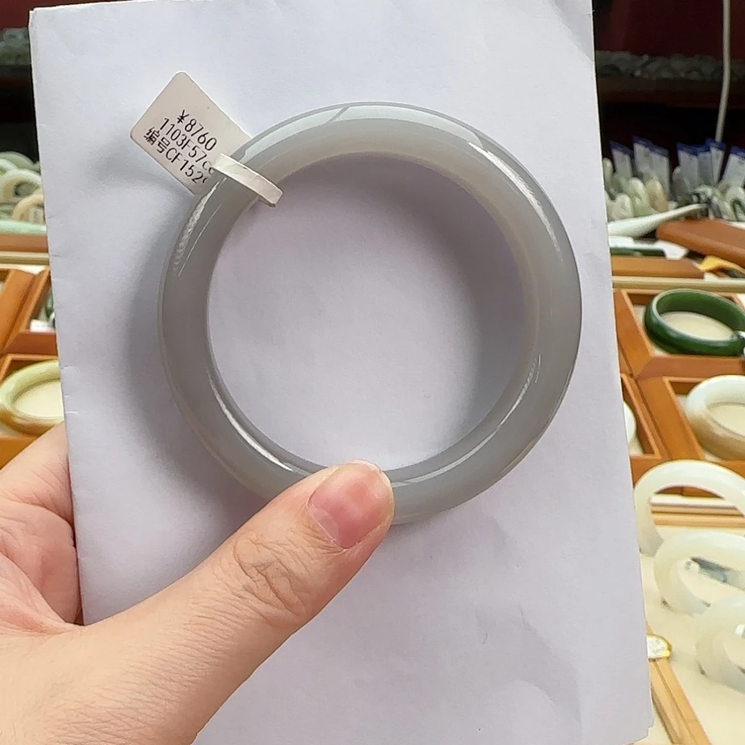 和田玉未镶嵌手镯58浓紫 紫罗兰