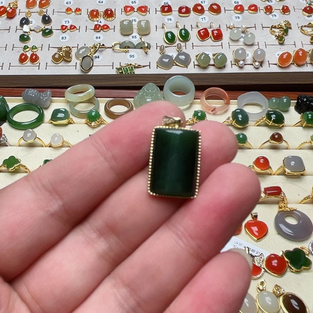 和田玉吊坠银S925镶嵌