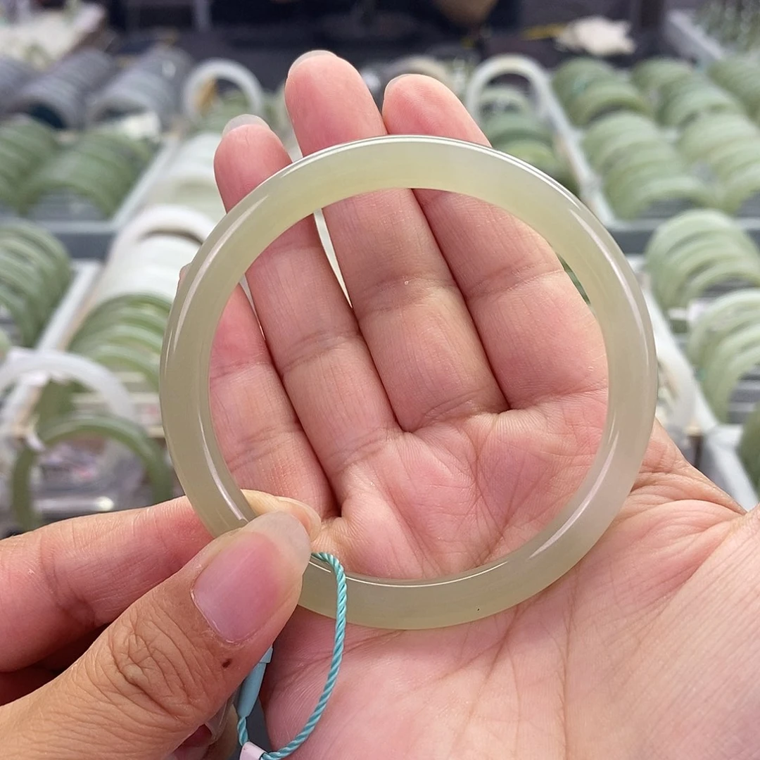 和田玉未镶嵌珠宝奇石和田玉手镯56.57