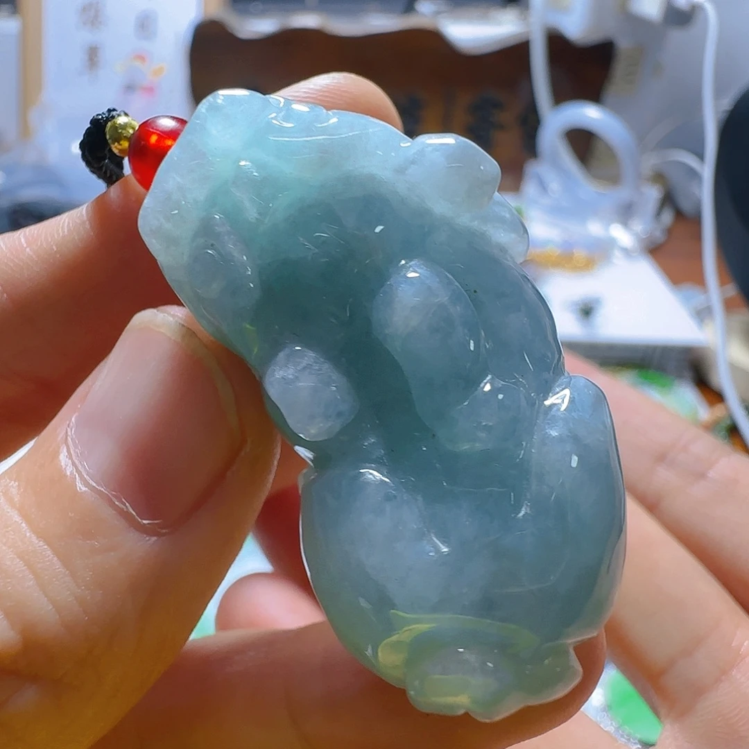 翡翠未镶嵌颈饰翡翠75