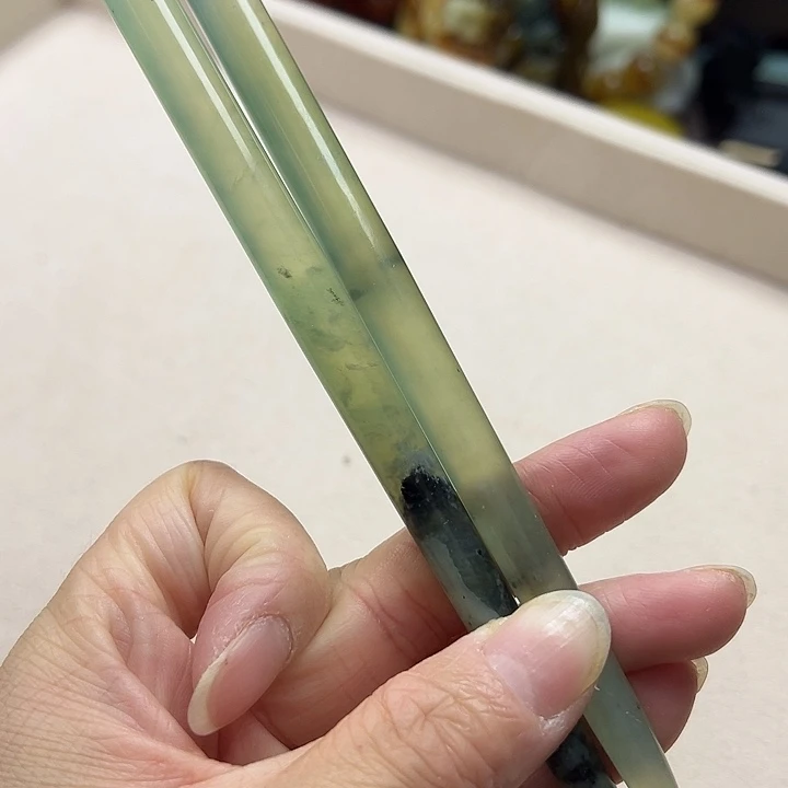 蛇纹石玉未镶嵌发簪
