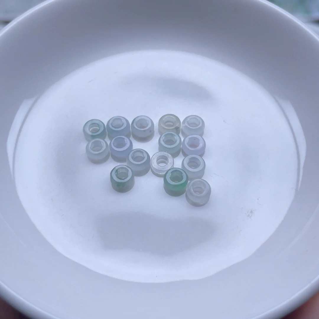 翡翠散珠大孔算盘卡5加发15颗