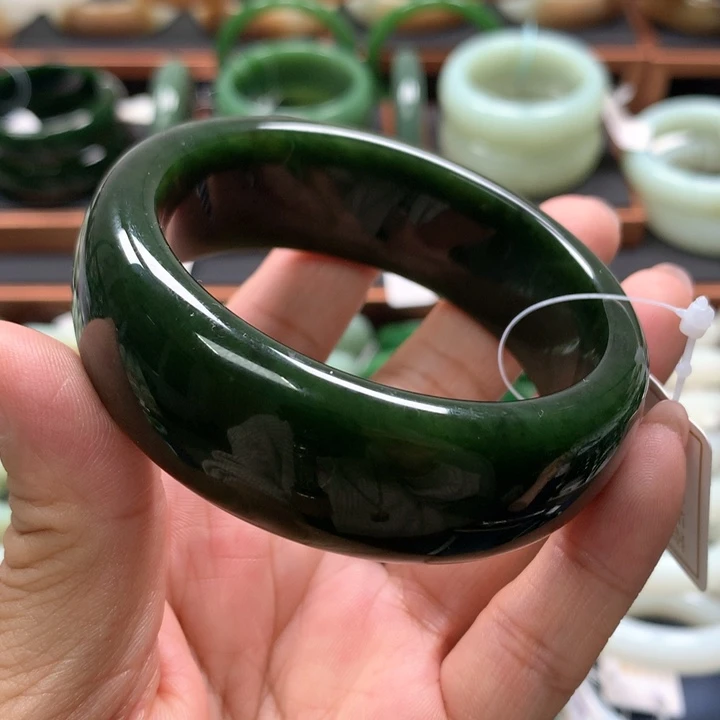 【闪购商品】未镶嵌手镯和田玉（碧玉）13