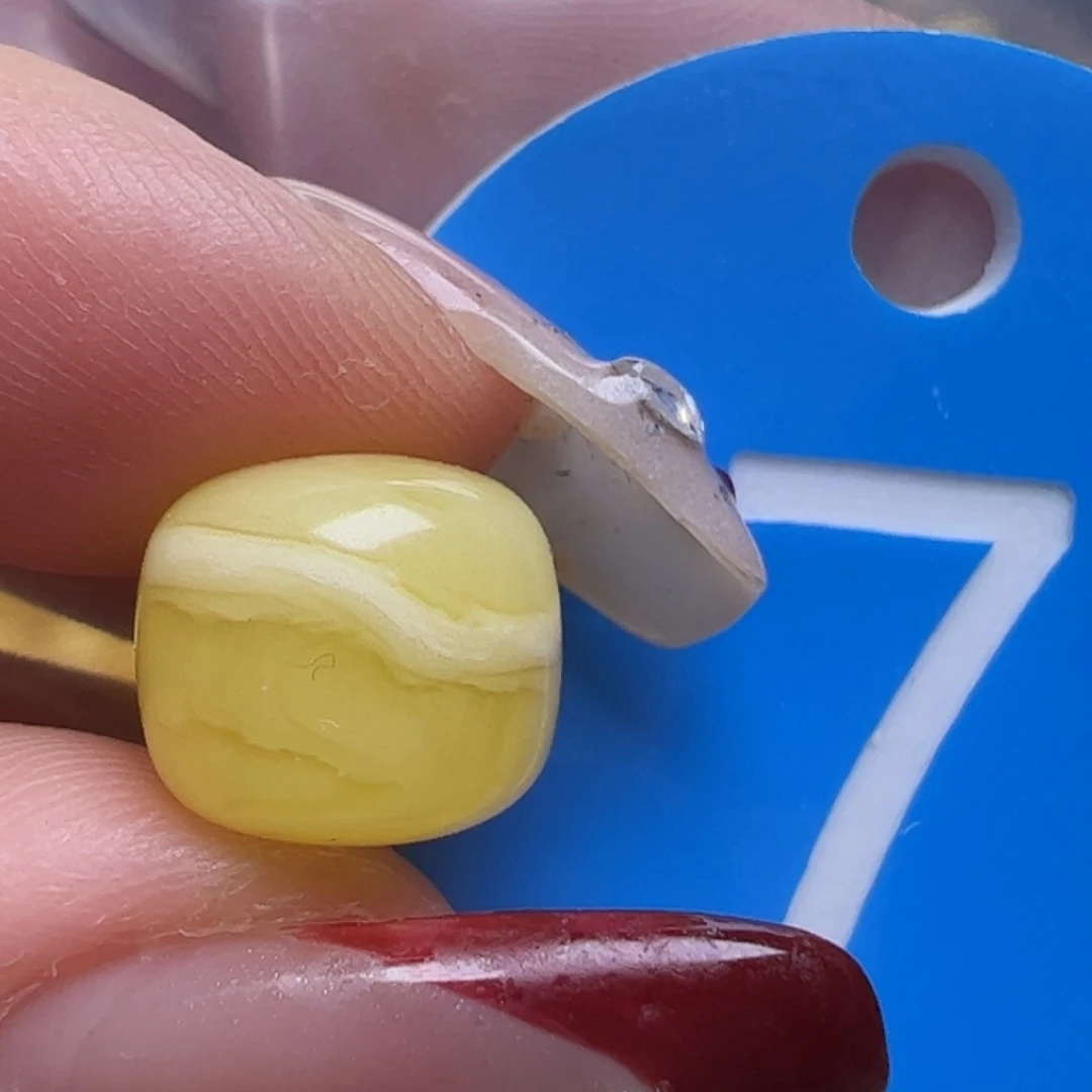 蜜蜡未镶嵌珠宝奇石10mm老型