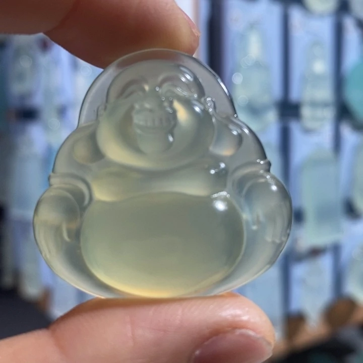 岫玉未镶嵌颈饰吊坠