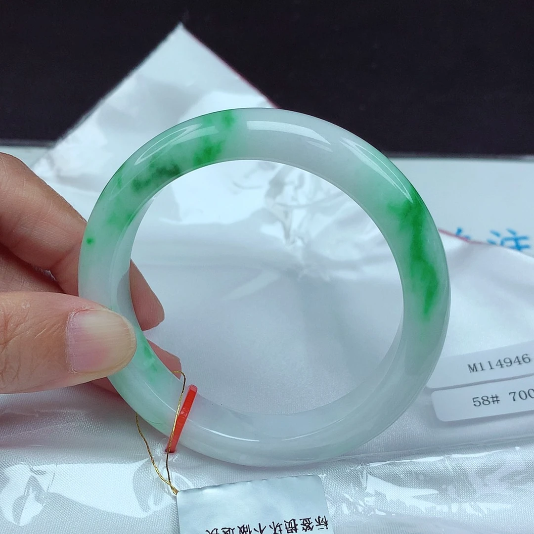 翡翠未镶嵌手镯58圈4946