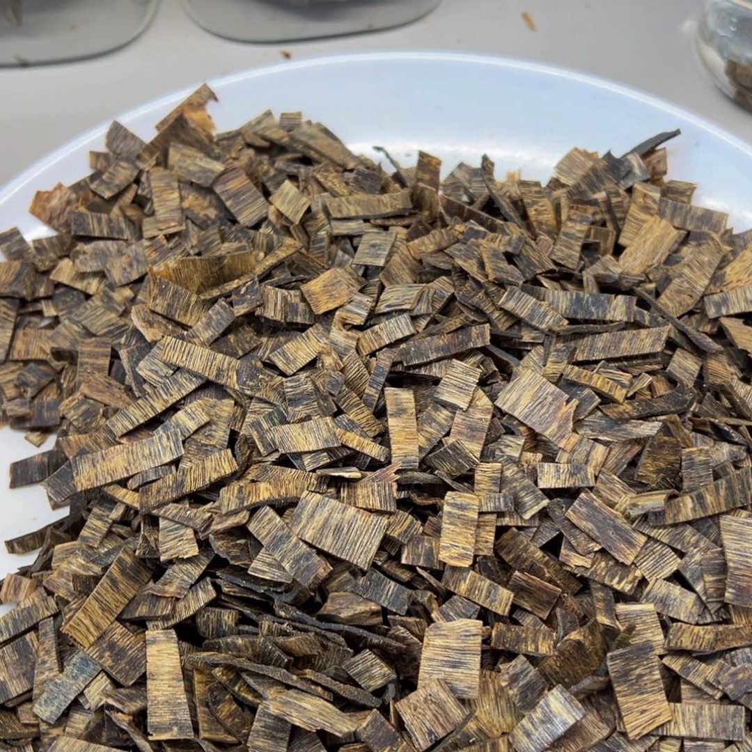 沉香碎屑沉香海南莺歌绿棋沉水小排油100克