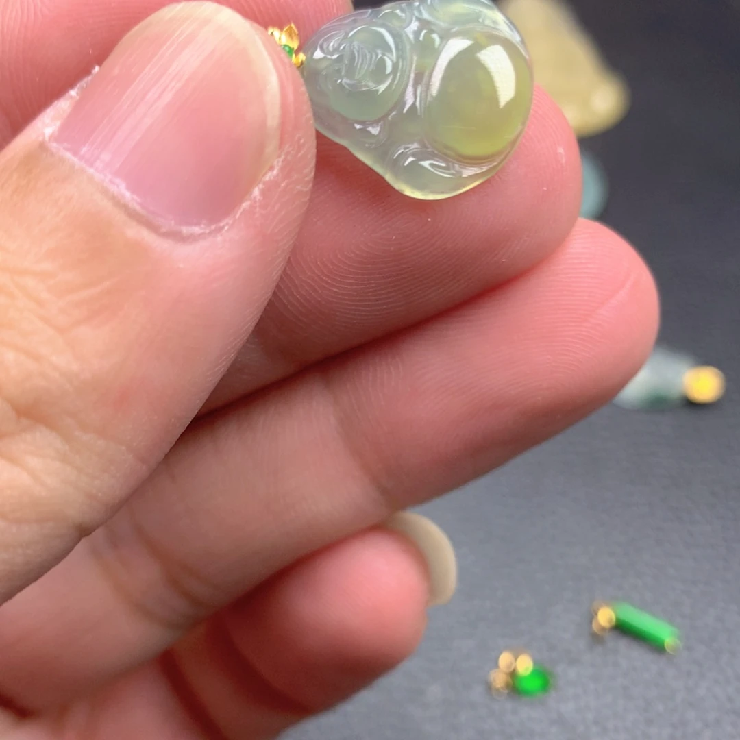 【闪购商品】翡翠18K金镶嵌颈饰翡翠
