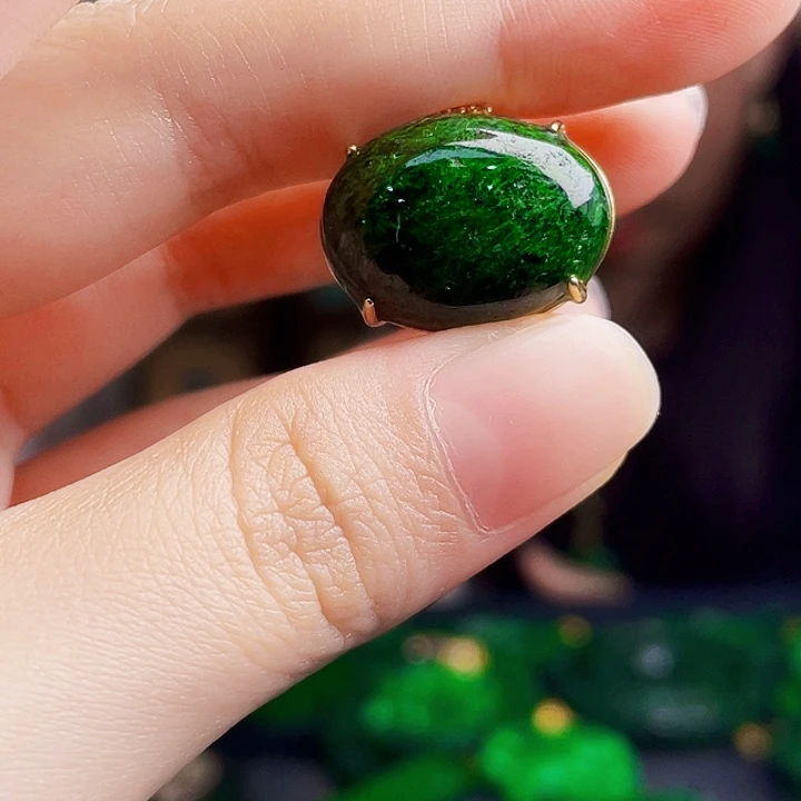 翡翠银S925镶嵌颈饰多样性