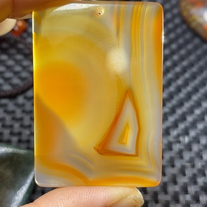 玛瑙/玉髓颈饰未镶嵌云****修