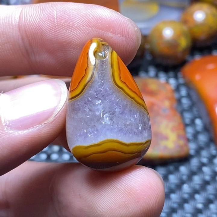 玛瑙/玉髓颈饰未镶嵌