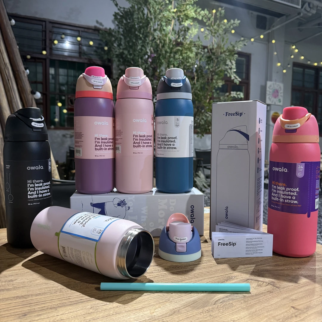 owala保温杯freesip系列不锈钢运动水杯水壶24OZ/32OZ大容量吸管