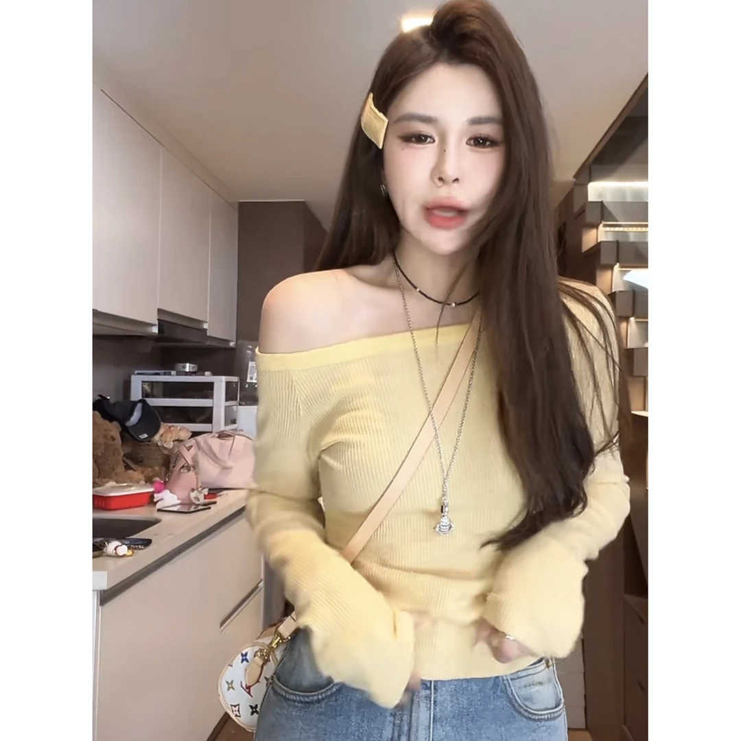 米娜家【淡颜系】泡菜订制奶酪黄拉肩性感纯欲露肩针织打底衫上衣