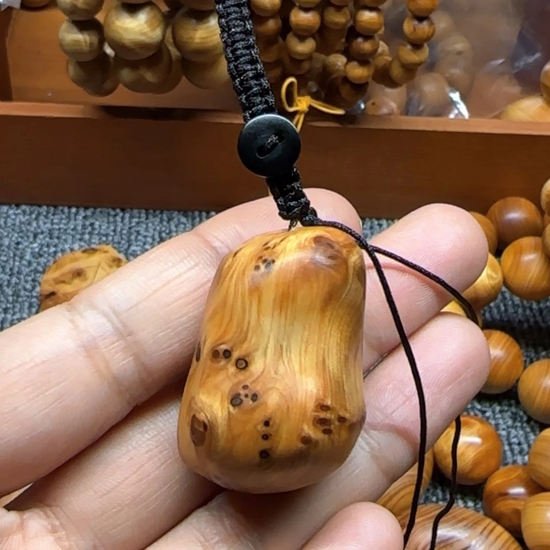 柏木落**秋太行崖柏小吊坠