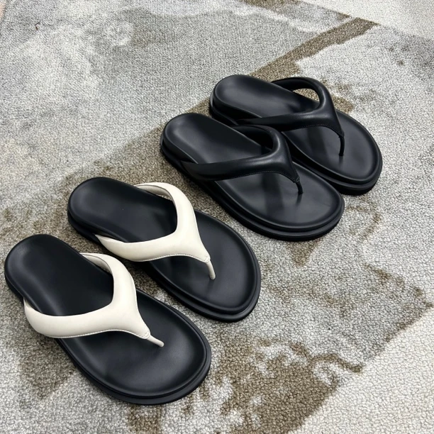 厚底2024新款真皮简约人字拖夹脚拖鞋女夏外穿厚底夹趾凉拖鞋