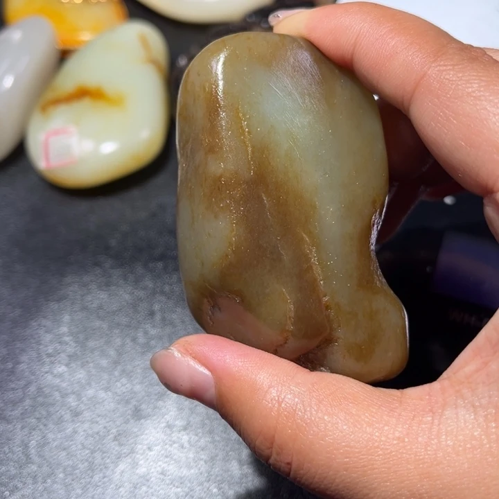 和田玉未镶嵌珠宝奇石