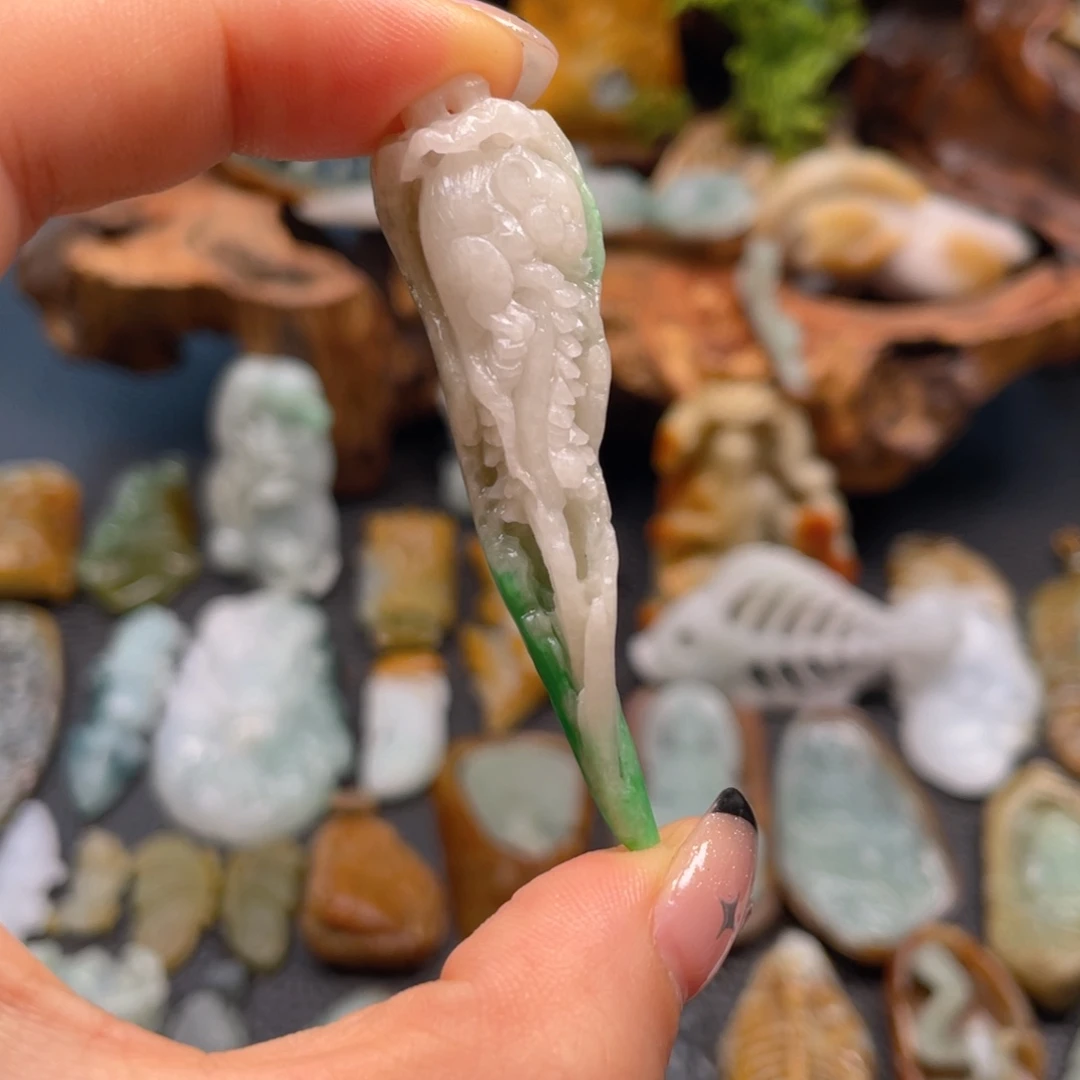 未镶嵌定制翡翠翡翠
