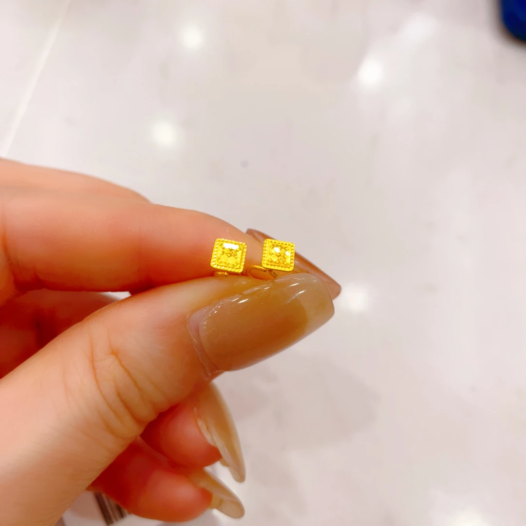 足金999 方糖耳钉0.51克