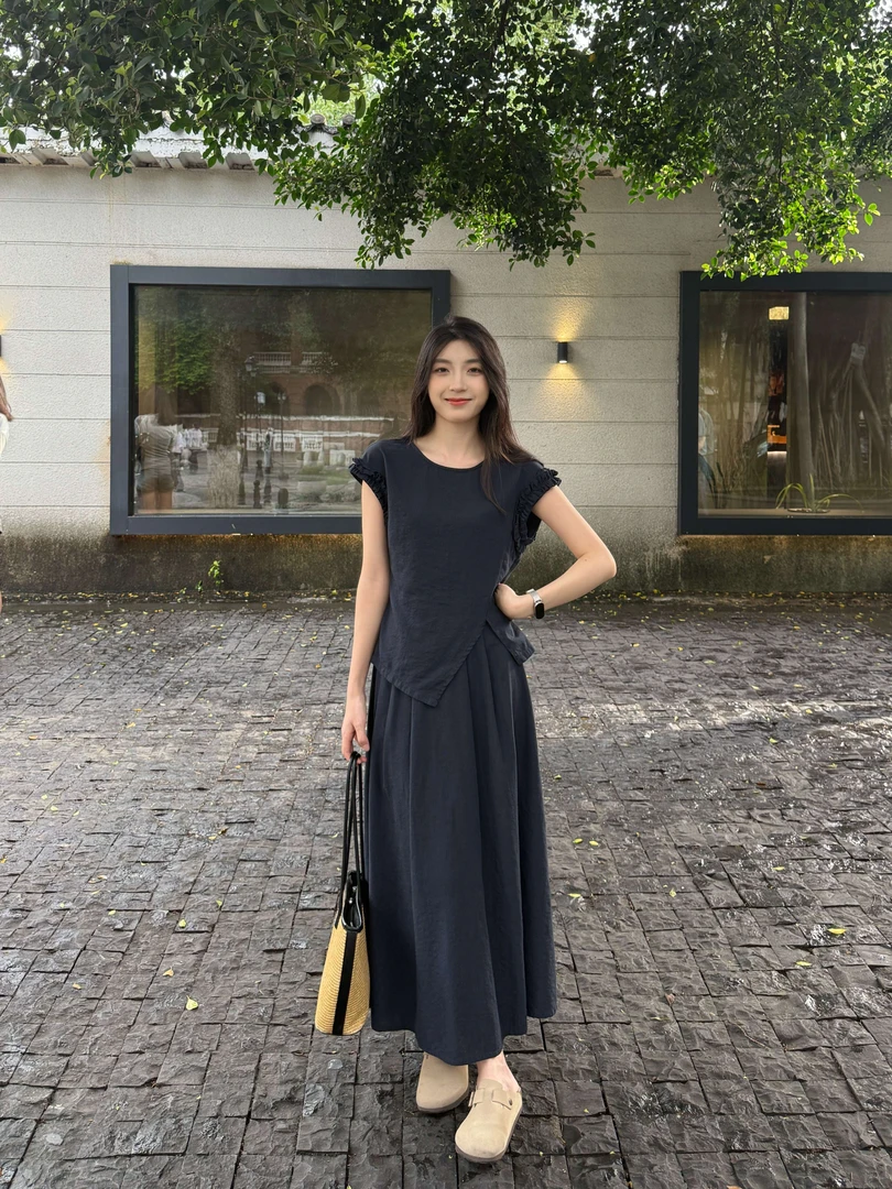 夏季2025新款短袖上衣松紧腰百搭潮牌半身裙两件套法式温柔套装女