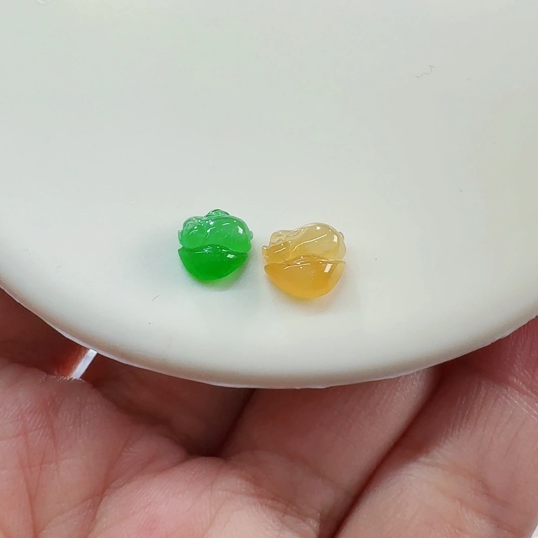 翡翠颈饰未镶嵌裸石